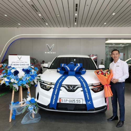 Vinfast Minh Đạo Vũng Tàu giao xe VF8 US