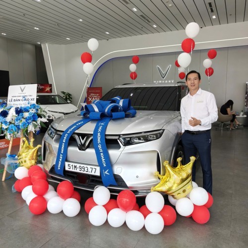 Vinfast VF9 Plus 6 ghế