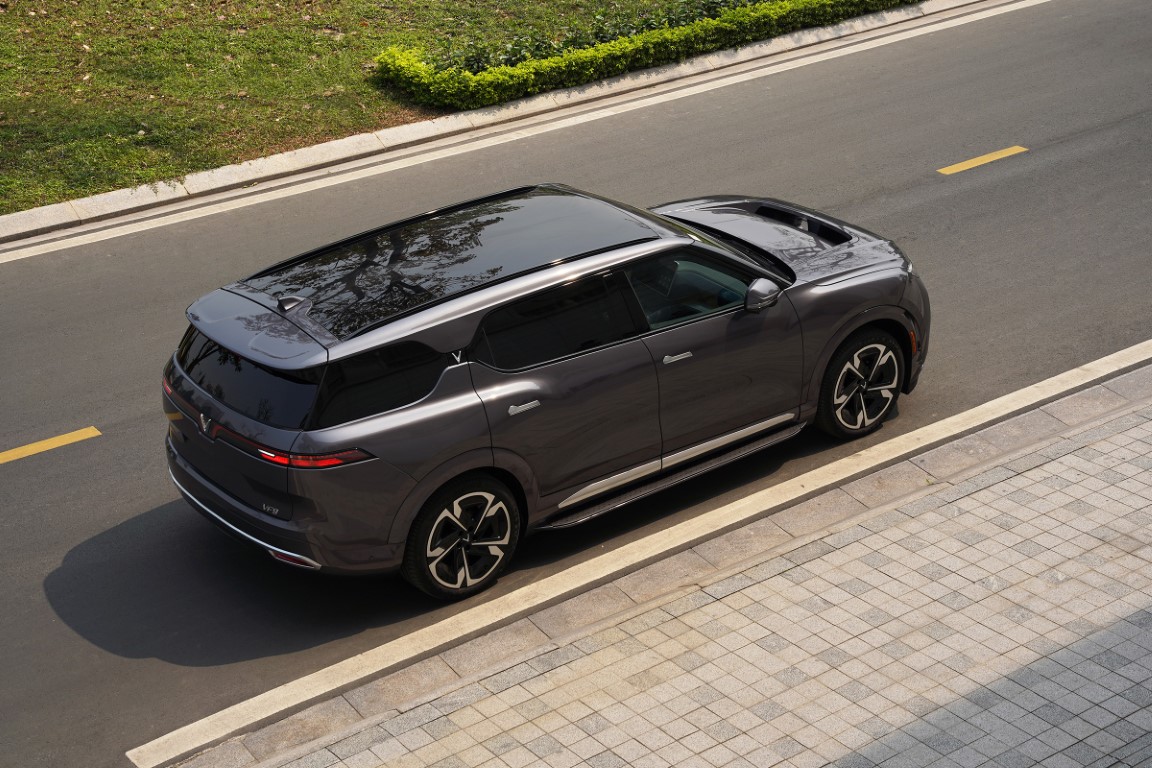 Giá xe VinFast VF 9 mới nhất 9