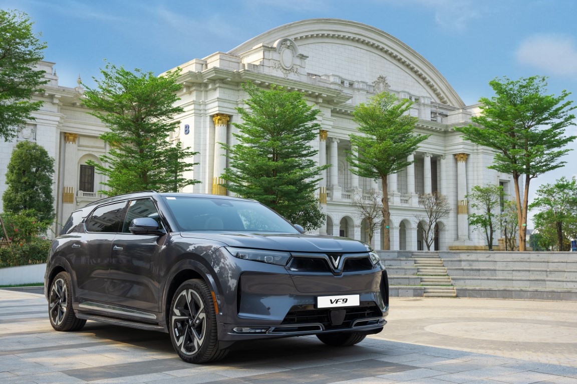 Giá xe VinFast VF 9 mới nhất 