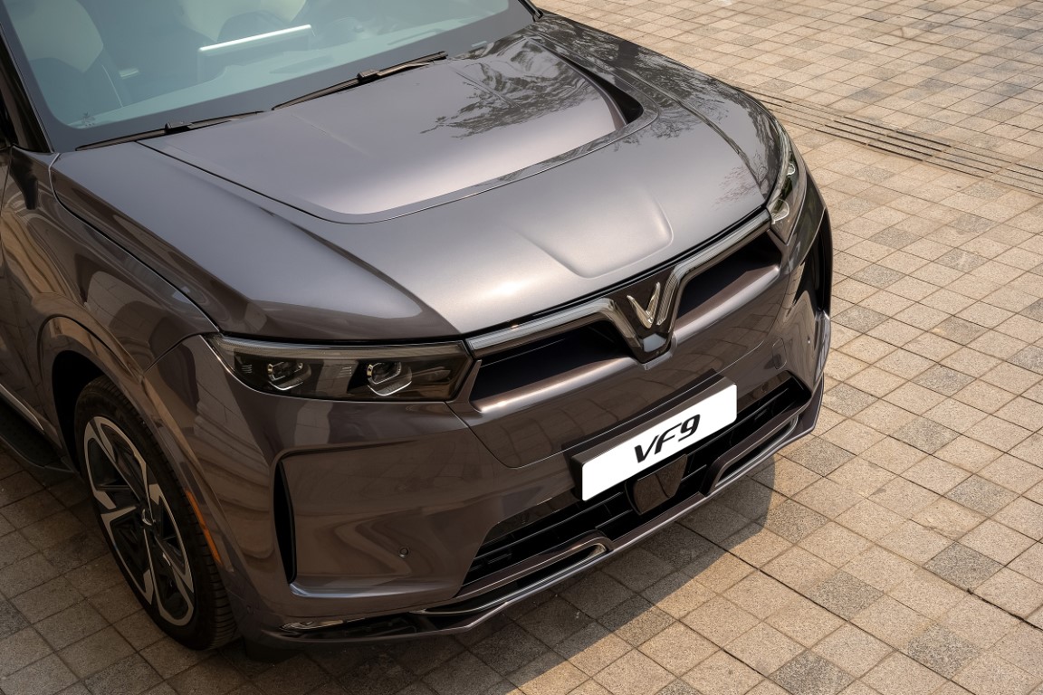 Giá xe VinFast VF 9 mới nhất 8