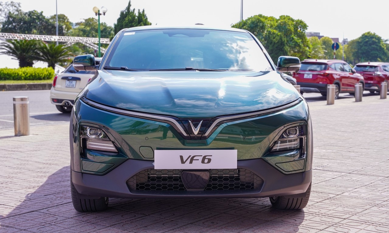 Giá xe VinFast VF 6 mới nhất 2