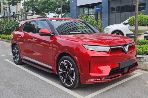 VinFast VF 9 Eco